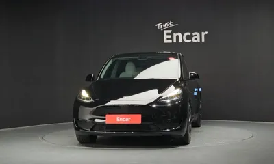 Tesla Model Y 2024, 26989 км, за 27898.12 USD