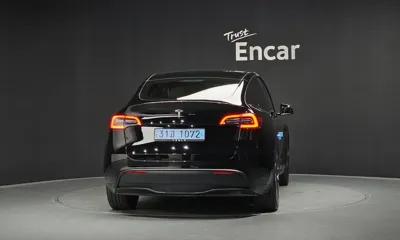 Tesla Model Y 2024, 26989 км, за 27898.12 USD