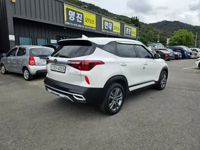 Kia Seltos 2020, 85347 км, за 10737.77 USD