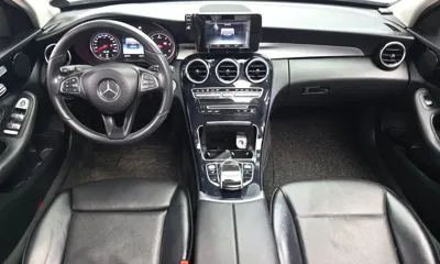 Mercedes-Benz C-Class 2017, 154918 км, за 21878.69 USD - фото 7