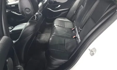 Mercedes-Benz C-Class 2017, 154918 км, за 21878.69 USD - фото 11