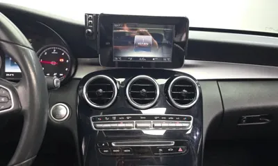 Mercedes-Benz C-Class 2017, 154918 км, за 21878.69 USD - фото 14