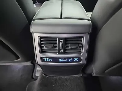 Hyundai Equus 2015, 181268 км, за 4332.41 USD - фото 13