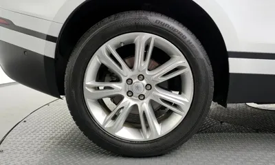 Land Rover Range Rover Velar 2018, 74589 км, за 22144.38 USD