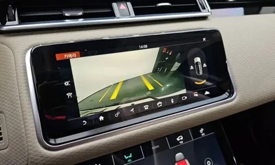 Land Rover Range Rover Velar 2018, 74589 км, за 22144.38 USD - фото 14