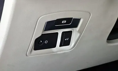 Land Rover Range Rover Velar 2018, 74589 км, за 22144.38 USD - фото 15