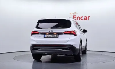 Hyundai Santafe 2022, 65526 км, за 17001.44 USD