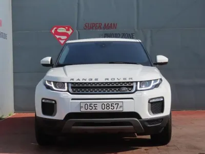 Land Rover Range Rover Evoque 2016, 96081 км, за 6564.26 USD