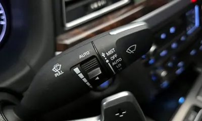 Hyundai Genesis 2016, 106446 км, за 8867.57 USD - фото 19