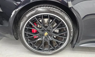 Porsche Panamera 2023, 39813 км, за 97394.19 USD