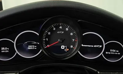 Porsche Panamera 2023, 39813 км, за 97254.83 USD - фото 8