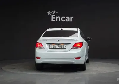 Hyundai Accent 2016, 119046 км, за 3190.73 USD
