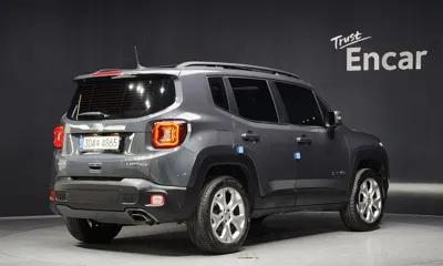 Jeep Renegade 2021, 43531 км, за 14105.95 USD