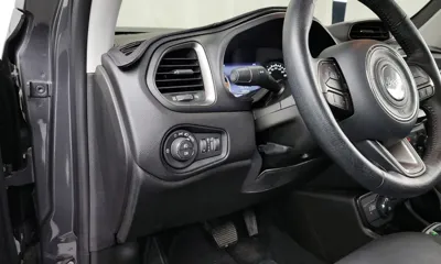 Jeep Renegade 2021, 43531 км, за 14105.95 USD - фото 19