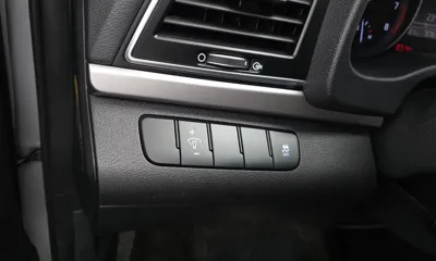 Hyundai Avante 2016, 75781 км, за 6367.34 USD - фото 27