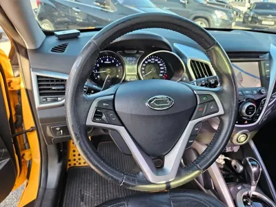 Hyundai Veloster 2012, 107917 км, за 2273.62 USD - фото 11