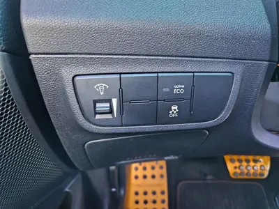 Hyundai Veloster 2012, 107917 км, за 2273.62 USD - фото 20