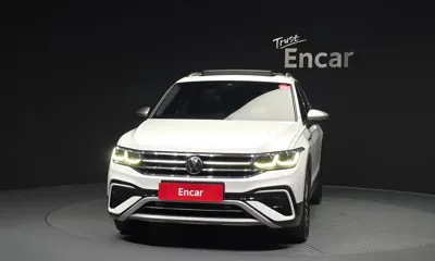 Volkswagen Tiguan 2022, 58493 км, за 20021.01 USD