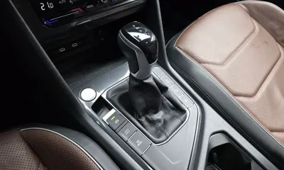 Volkswagen Tiguan 2022, 58493 км, за 20021.01 USD - фото 9