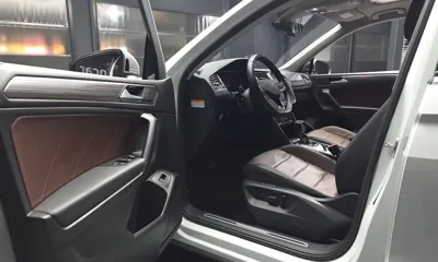 Volkswagen Tiguan 2022, 58493 км, за 20021.01 USD - фото 10