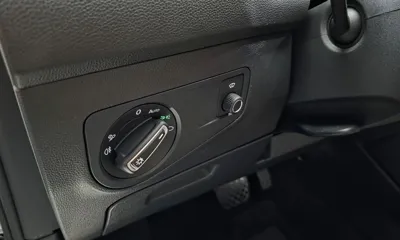 Volkswagen Tiguan 2022, 58493 км, за 20021.01 USD - фото 30