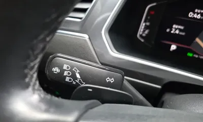 Volkswagen Tiguan 2022, 58493 км, за 20021.01 USD - фото 33
