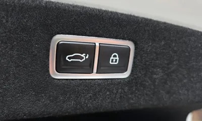 Genesis G90 2022, 84030 км, за 44623.87 USD - фото 34