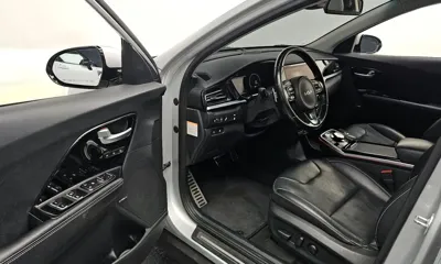 Kia Niro 2022, 139819 км, за 11636.22 USD - фото 10