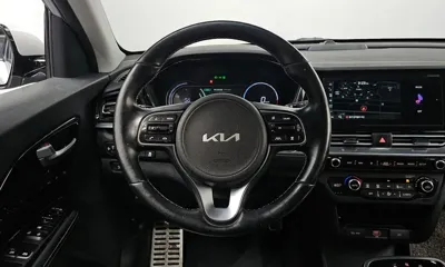 Kia Niro 2022, 139819 км, за 11636.22 USD - фото 13