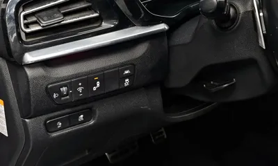 Kia Niro 2022, 139819 км, за 11636.22 USD - фото 16
