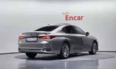 Lexus ES 2026, 13387 км, за 37110.1 USD