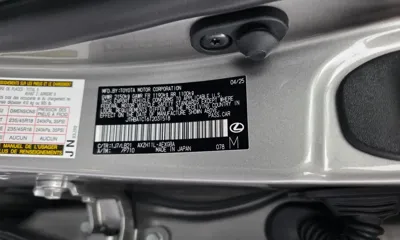 Lexus ES 2026, 13387 км, за 37110.1 USD - фото 38