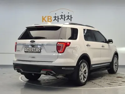 Ford Explorer 2018, 45745 км, за 11304.68 USD