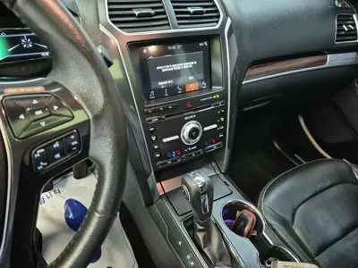 Ford Explorer 2018, 45745 км, за 11304.68 USD - фото 10