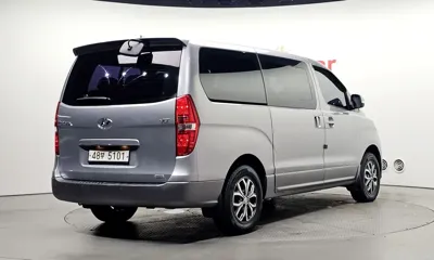 Hyundai Starex 2018, 371716 км, за 8467.9 USD