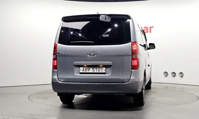 Hyundai Starex 2018, 371716 км, за 8467.9 USD