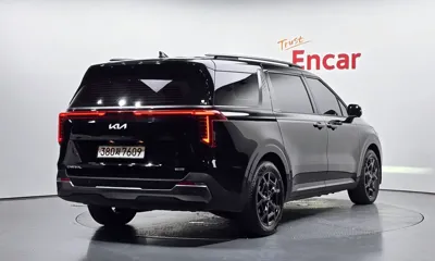 Kia Canival 2025, 24218 км, за 65140.1 USD