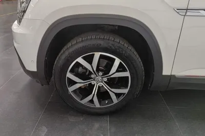 Volkswagen Teramont 2017, 92200 км, за 15088 USD - фото 10