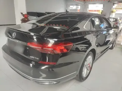 Volkswagen Passat 2020, 75600 км, за 12109.83 USD
