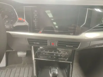 Volkswagen Passat 2020, 75600 км, за 12109.83 USD - фото 9