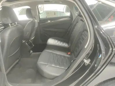 Volkswagen Passat 2020, 75600 км, за 12109.83 USD - фото 13
