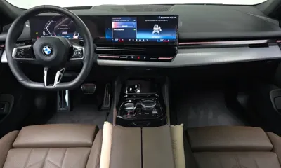BMW 5-Series 2024, 11039 км, за 39413.7 USD - фото 7