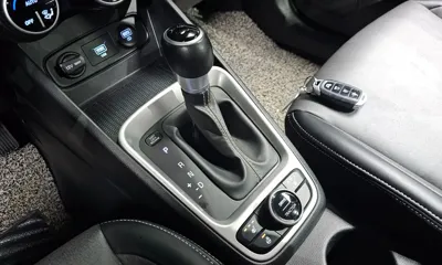 Hyundai Venue 2020, 89964 км, за 8775.92 USD - фото 9