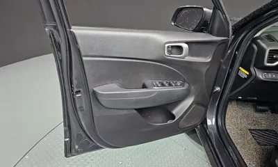 Hyundai Venue 2020, 89964 км, за 8775.92 USD - фото 24