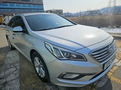 Hyundai Sonata 2015, 138190 км, за 4588.42 USD