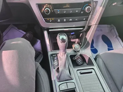 Hyundai Sonata 2015, 138190 км, за 4588.42 USD - фото 9