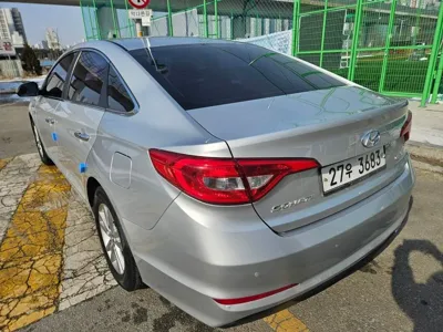 Hyundai Sonata 2015, 138190 км, за 4588.42 USD - фото 15