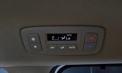 Kia Canival 2023, 81541 км, за 16742.68 USD - фото 27