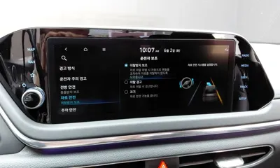 Hyundai Sonata 2022, 50880 км, за 10278.44 USD - фото 15