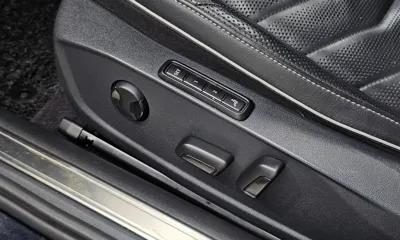 Volkswagen Arteon 2019, 71706 км, за 14260.59 USD - фото 28